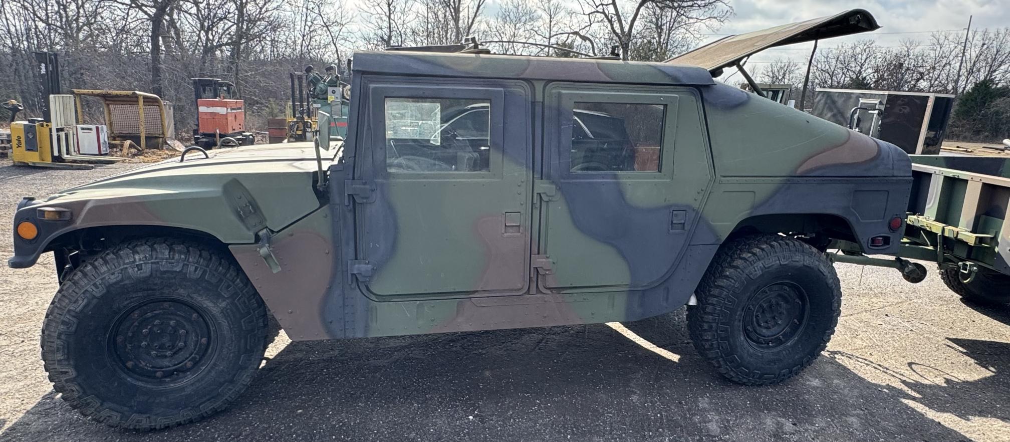 1984 AM GENERAL M998 - Image 4